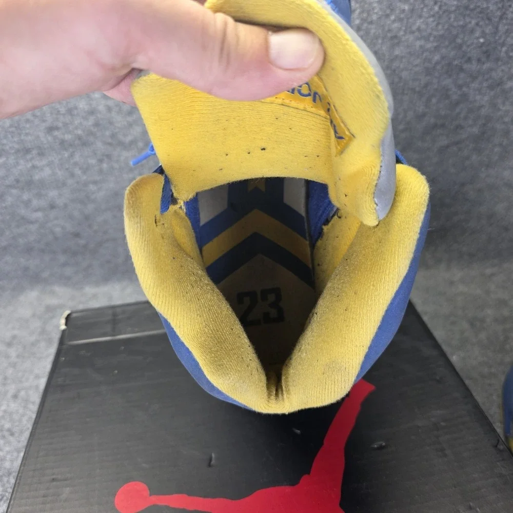 Nike Air Jordan 5 Laney JSPp Men's Size 9 Blue Yellow Grey Cement Og Box